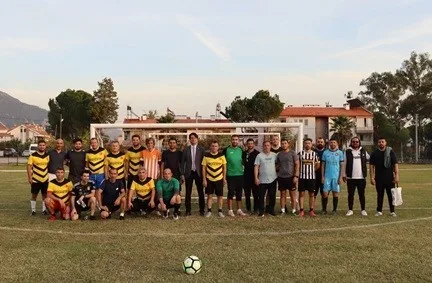 Muğla'nın Köyceğiz ilçesinde düzenlenen 24 Kasım Öğretmenler Günü etkinlikleri çerçevesinde