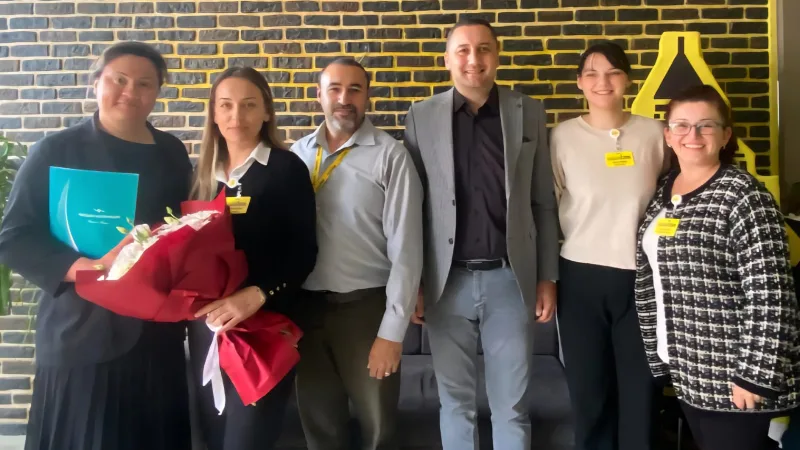 Yücelen Hastaneler Grubu, 24 Kasım Öğretmenler Günü kapsamında gerçekleştirdiği ziyaretlerle