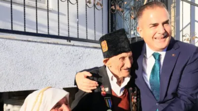 Muğla Valisi Dr. İdris Akbıyık, Kavaklıdere ilçesinde yaşayan Kore Gazisi