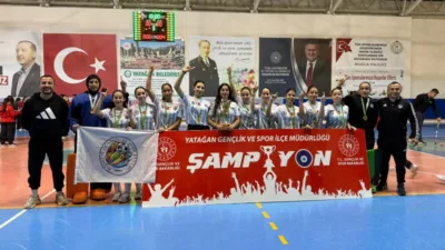 Yatağan’da düzenlenen Türkiye Kadınlar Hokey 2. Ligi müsabakalarında tüm rakiplerini