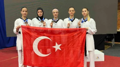 Avrupa Ümitler Taekwondo Şampiyonası’nın üçüncü gününde milli sporcular birisi altın
