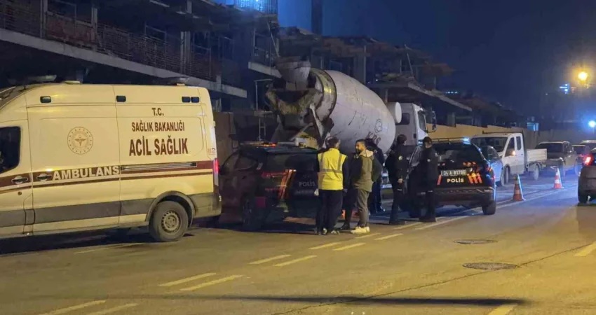 İstanbul Arnavutköy'de, beton mikserinin temizliğini yaptığı sırada mikserin içine düşen