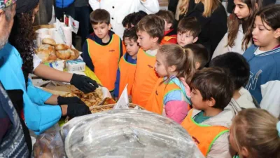 Bodrum'da, Bodrum ve Muğla Büyükşehir Belediyesi'nin destekleriyle Slow Food-Yaveş Gari