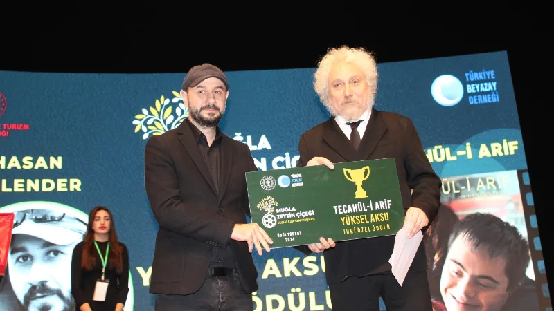 Muğla Zeytin Çiçeği Uluslararası Kısa Film Yarışması Ödül Töreni 9 Aralık’ta Türkiye Beyazay Derneği tarafından düzenlenen Muğla Zeytin Çiçeği Uluslararası Kısa