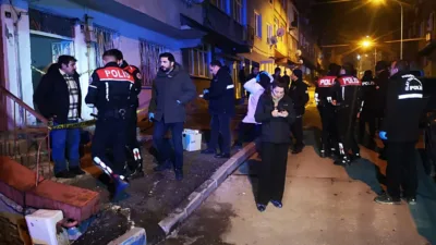 Erzurum’un Yakutiye ilçesinde çıkan bir tartışmanın kavgaya dönüşmesi sonucu baltayla