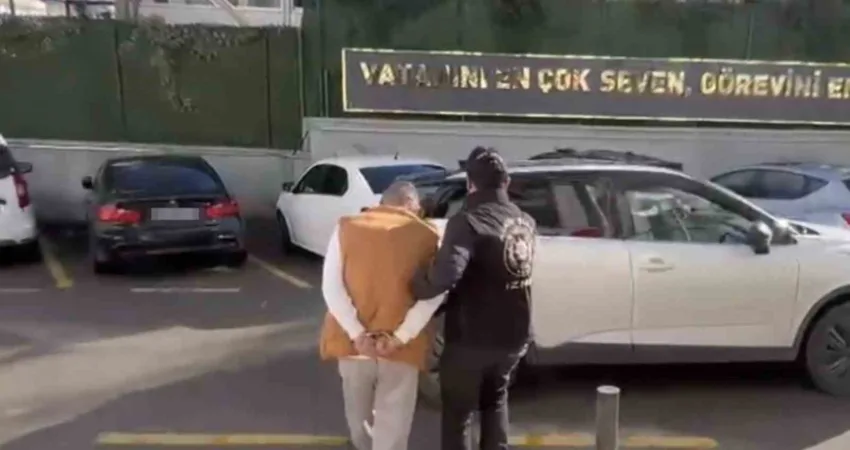 İzmir'in Konak ilçesinde, "manda yoğurdu satıyoruz" bahanesiyle yaşlı kadınların evine