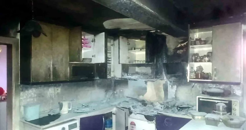 Söke’de bir evde gece saatlerinde çıkan mutfak yangını, su içmek