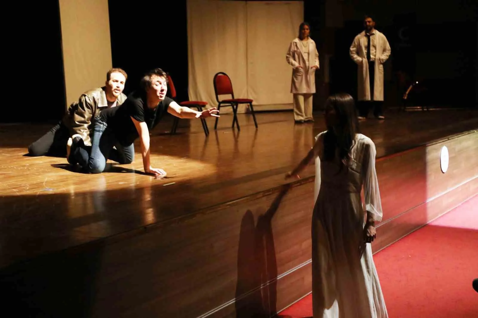 Muğla Büyükşehir Belediyesi ve Yeşilay Muğla Şubesi, madde bağımlılığına dikkat