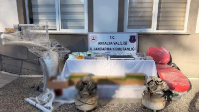 Antalya'nın Manavgat ilçesinde, gümrük kaçağı cihazlarla diplomasız şekilde diş tedavisi