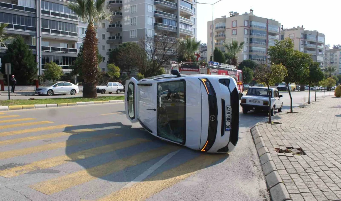 Aydın'ın Efeler ilçesinde iki aracın kavşakta çarpışması sonucu V.Y. yönetimindeki