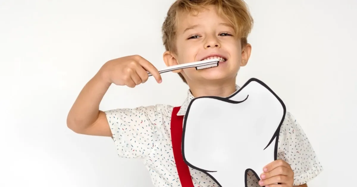 Ankara’da çocuk diş hekimi Nurgül Demir, elektrikli diş fırçalarının çocuklar