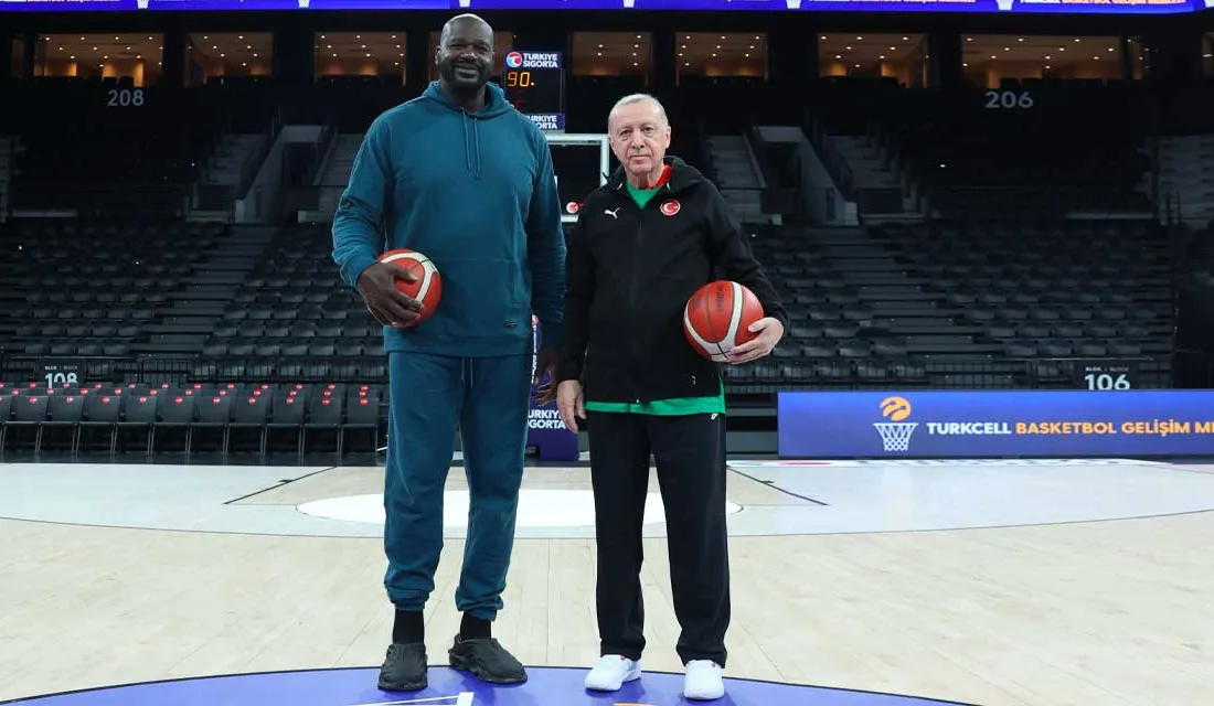 Cumhurbaşkanı Recep Tayyip Erdoğan ile NBA efsanelerinden Shaquille O'Neal ile