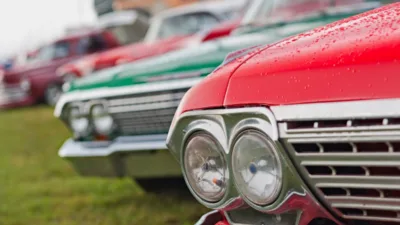 Zamanın testinden başarıyla geçen Chevrolet Corvette, BMW M6 ve Porsche