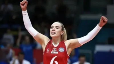 İstanbul'da yürütülen uyuşturucu soruşturmasında voleybolcu Derya Çayırgan ve eski futbolcu