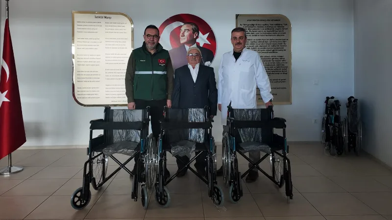 Yeşilay Muğla İl Başkanı Abdullah Şenol Şengür ve Yeşilay Elçisi