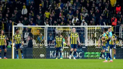 Fenerbahçe, UEFA Avrupa Ligi son 16 turu ilk maçında sahasında