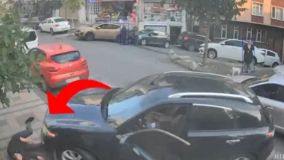 İstanbul Talatpaşa'da otomatik vitesli aracından dengesini kaybederek düşen sürücü, geri