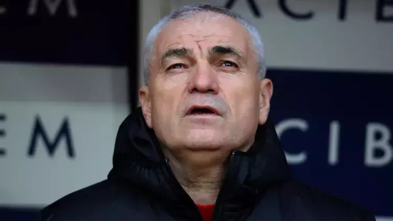 Beşiktaş, Burak Yılmaz ile yolların ayrılmasının ardından teknik direktörlük görevine