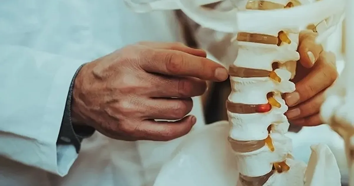  Kemik erimesi (osteoporoz) hastalığının en çok el bilekleri, kalça ve