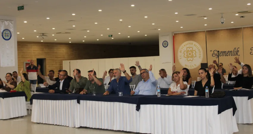 Menteşe Belediyesi meclis toplantısı bugün Menteşe Belediye Başkanı Gonca Köksal