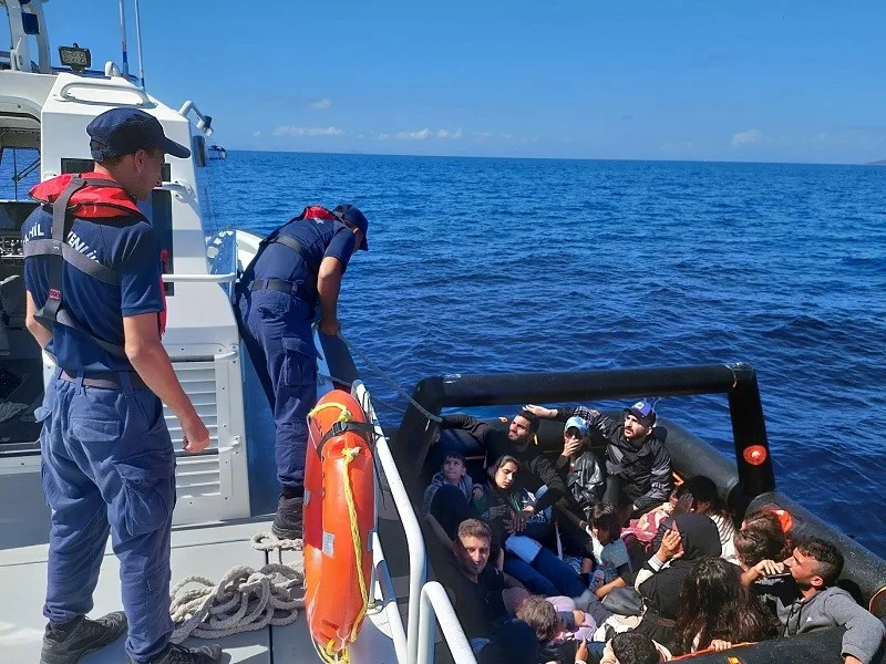Muğla’nın Bodrum ilçesi açıklarındaki 4 düzensiz göçmen olayında 27’si çocuk