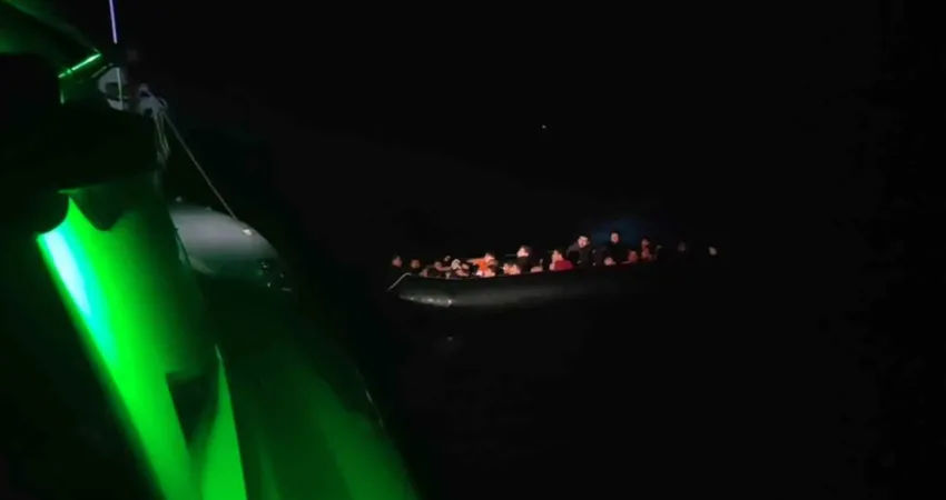 Muğla’nın Datça ilçesi açıklarında devriye görevi yürüten Sahil Güvenlik uçağı