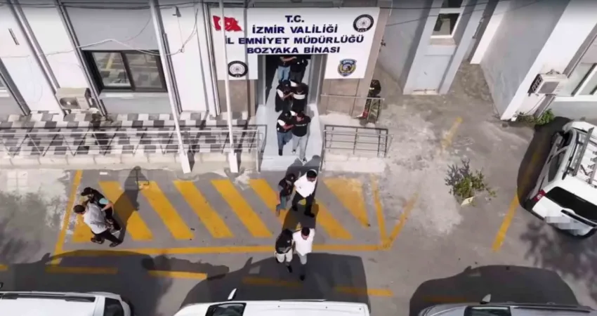 İzmir’de ’Doğanlar’ suç örgütüne gerçekleştirilen polis operasyonunda 7 şüpheli gözaltına