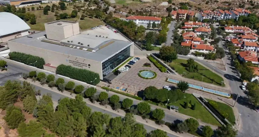 Muğla Büyükşehir Belediyesi Gazi Mustafa Kemal Atatürk Kültür Merkezi ortalama