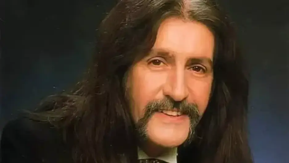 Türk müziğinin unutulmaz ismi Barış Manço’nun hayatı, beyaz perdeye taşınacak.