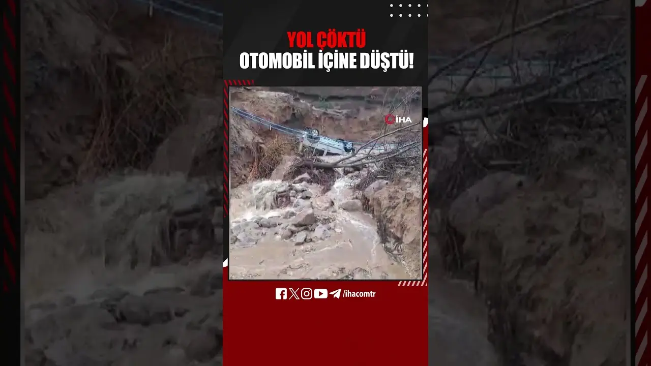 İzmir’in Kiraz ilçesinde kırsal alanda bulunan asfalt yolda çökme meydana