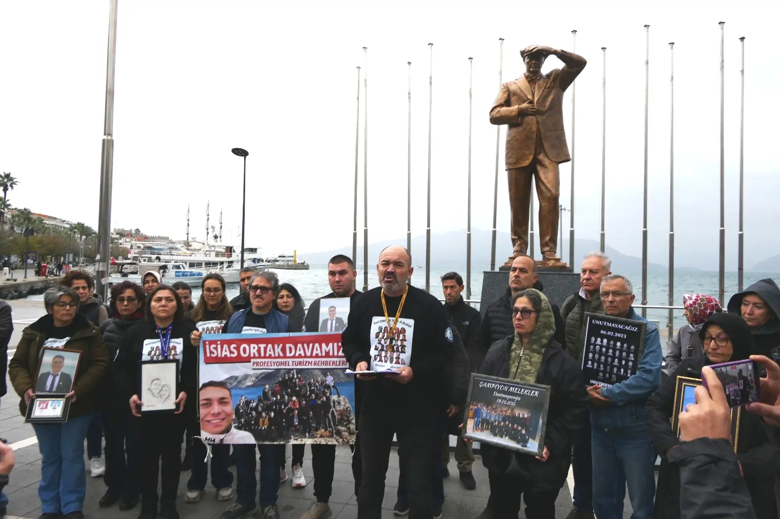 6 Şubat 2023'teki büyük depremin ardından Adıyaman'da İSİAS Otel enkazında