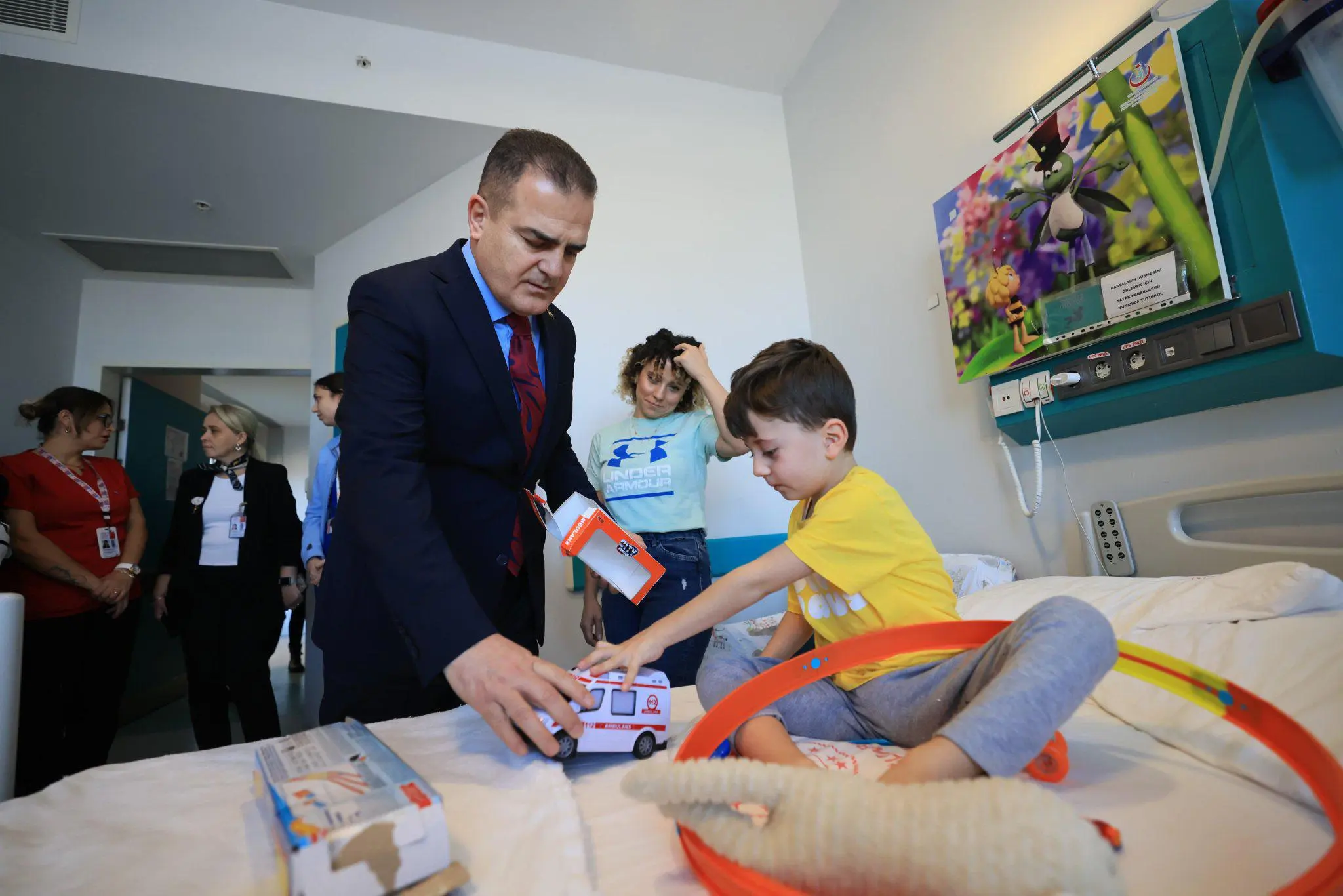 Muğla Valisi Dr. İdris Akbıyık, yılbaşı gecesi Muğla Sıtkı Koçman