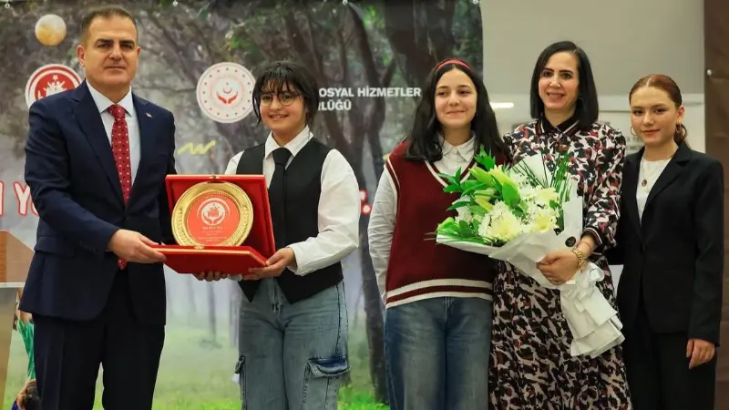 Muğla Valisi Dr. İdris Akbıyık ve eşi Sevim Akbıyık, Ramazan