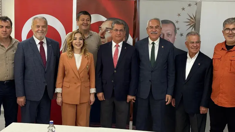 AK Parti Genel Merkez Koordinatörü İbrahim Aydın'ın başkanlığında Muğla'da bir