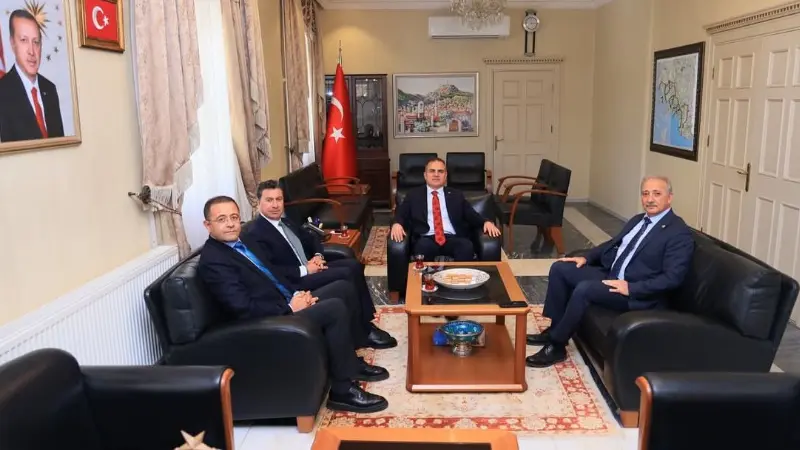 Muğla Valiliğinde bir araya gelen Muğla Büyükşehir Belediye Başkanı Ahmet