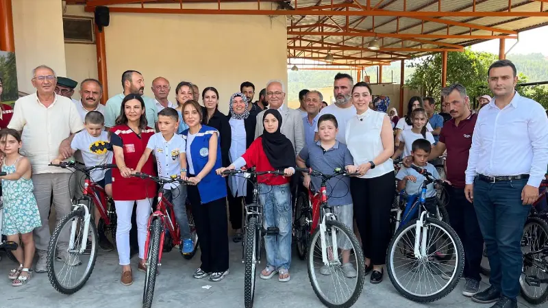 Muğla Büyükşehir Belediyesi “Kitaplara Yolculuk Sizden Bisikletiniz Büyükşehirden” projesi ile