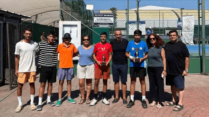 Muğla'nın Menteşe ilçesinde düzenlenen Türkiye Tenis Federasyonu 2024 Büyükler Tenis