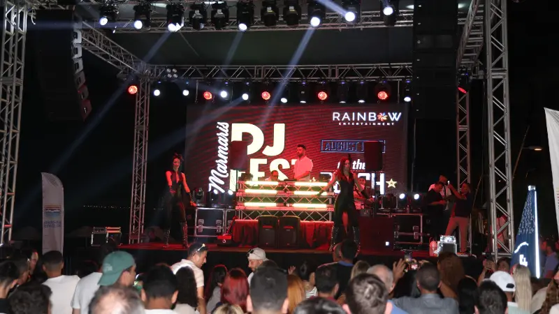 Marmaris Belediyesi öncülüğünde düzenlenen ve yerel ile uluslararası DJ'leri ağırlayan
