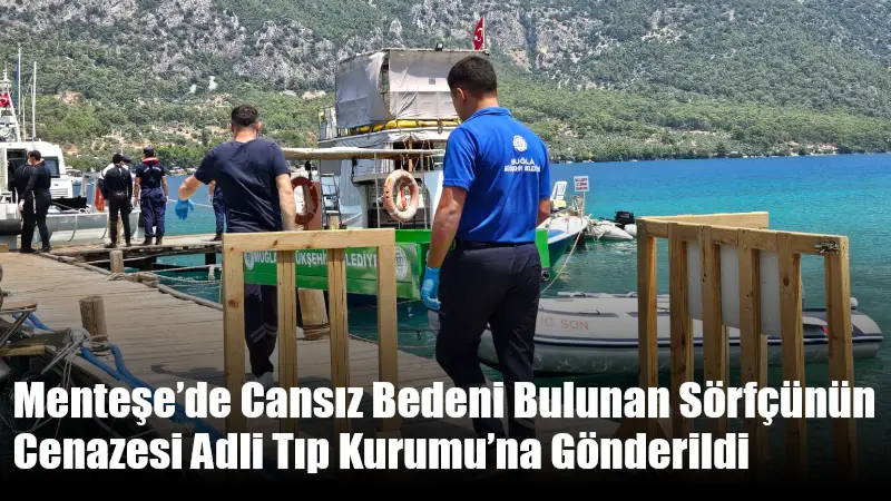 Muğla’nın Menteşe ilçesi Akbük sahilinde 25 Temmuz’da paddle board (kürek