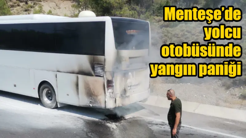 Muğla'nın Menteşe ilçesinde seyir halindeki bir yolcu otobüsünün motor kısmında