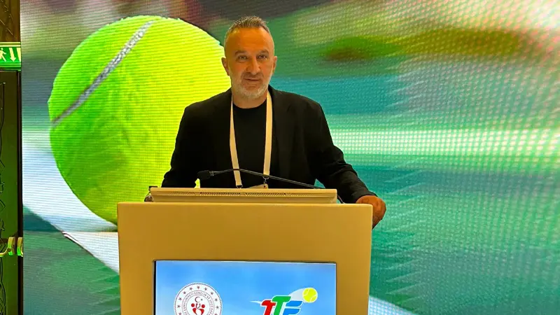  Türkiye Tenis Federasyonu’nun Ankara’da düzenlediği Kulüp Buluşmaları toplantısına katılan Muğla