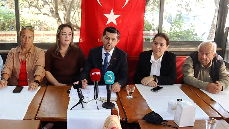 Marmaris’in Sarıana Mahallesi Muhtarı Ünal Yıldız; düzenlediği basın toplantısıyla, Ocak