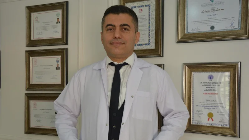 Fiziksel Tıp ve Rehabilitasyon Uzmanı Doç. Dr. İrfan Koca, ozon