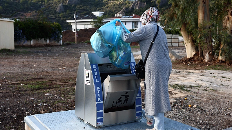Marmaris Belediyesi, hem çevre sağlığını koruyacak hem de yaban domuzu