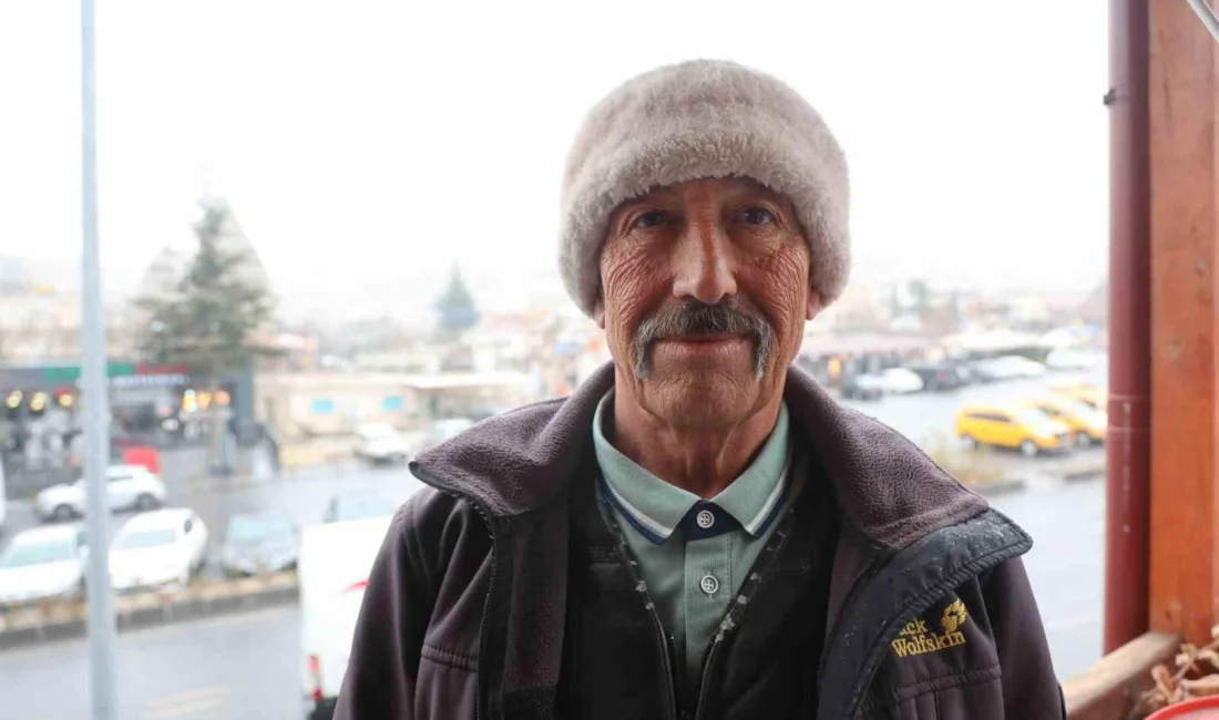 58 yaşındaki Cemalettin Yavuz, Nevşehir'de 9 dil öğrenerek turistlere Kapadokya'yı