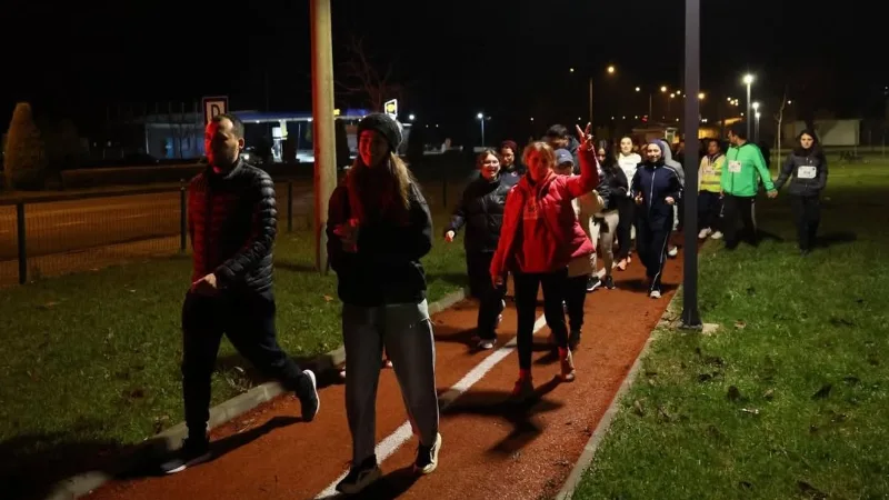 Bugün akşam düzenlenen “En Uzun Gece Koşusu”, Menteşe’de sporseverlerin yoğun