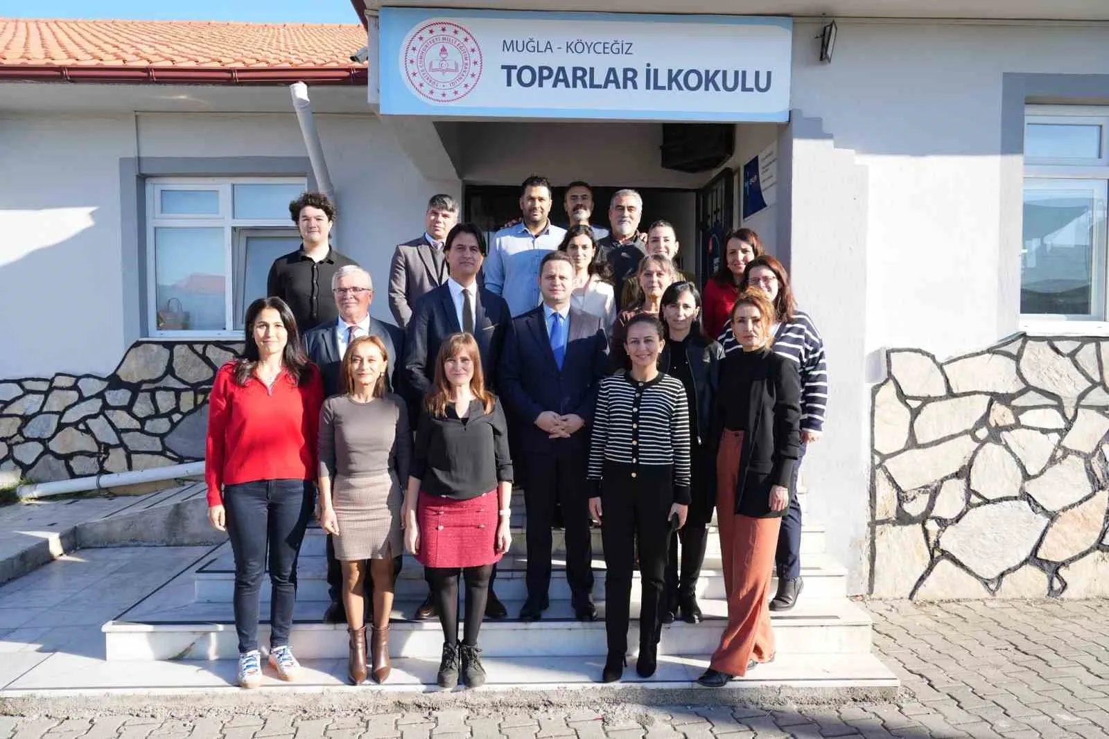 Muğla İl Milli Eğitim Müdürü Emre Çay, Köyceğiz’deki Toparlar İlkokulu