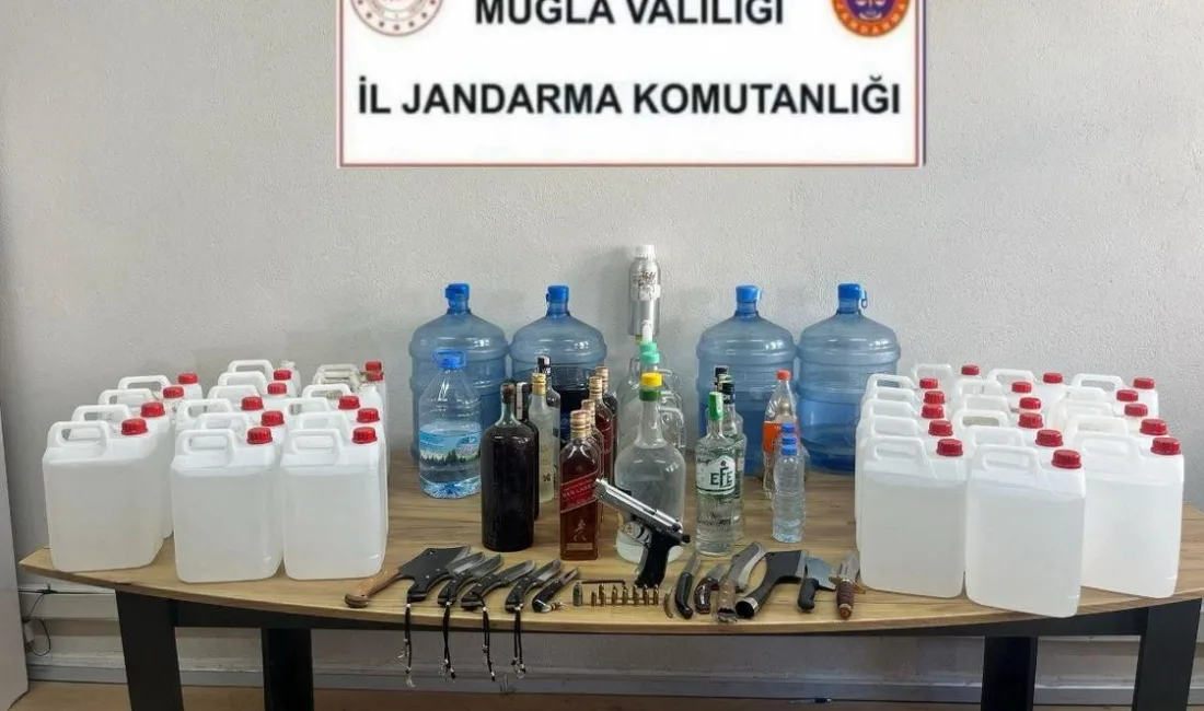 Muğla'nın Milas ilçesinde jandarma, düzenlediği operasyonda M. Ü. (59) ve