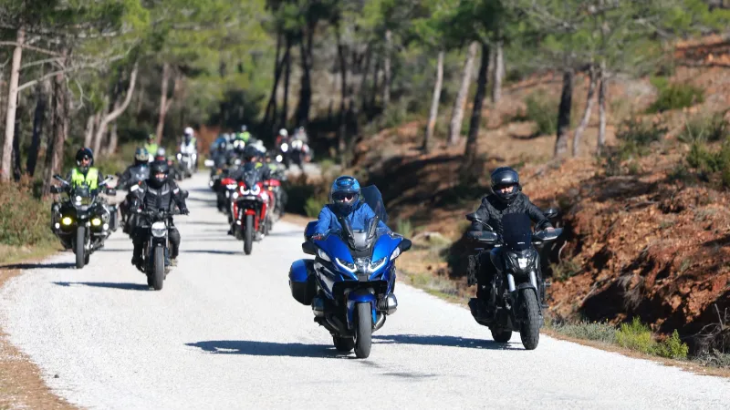 Marmaris Belediyesi ile motosiklet kulüplerinin iş birliğinde düzenlenen “Birlikte Sür,