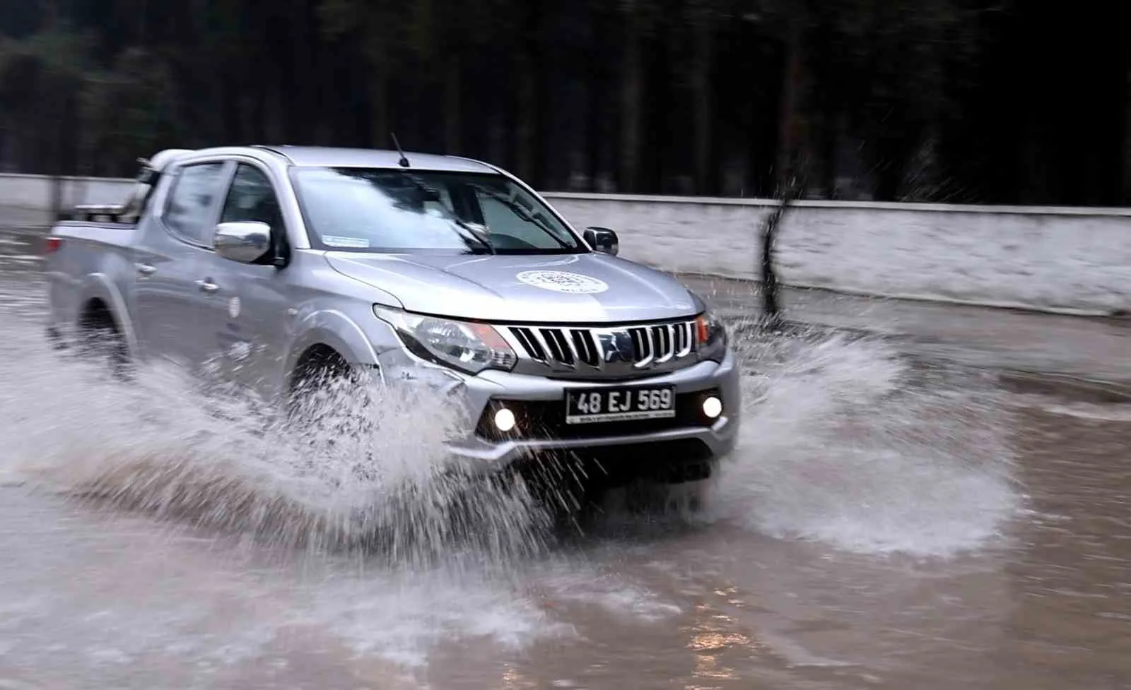 Meteoroloji'nin uyarılarının ardından 30 Ocak'ta Muğla genelinde etkili olan sağanak